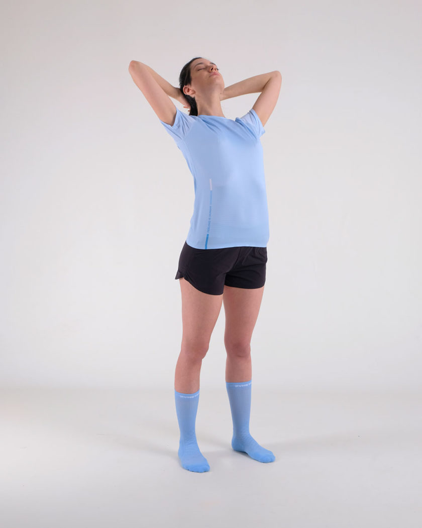 Camiseta de running para mujer de la Serie 4 elementos en color celeste