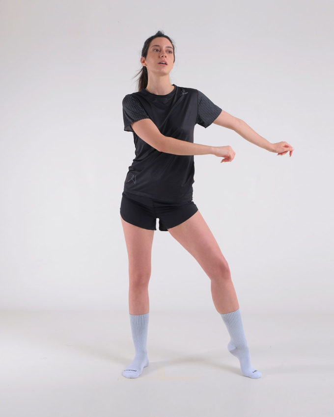 pantalón corto de running ultraligero para mujer con cintura alta de color negro